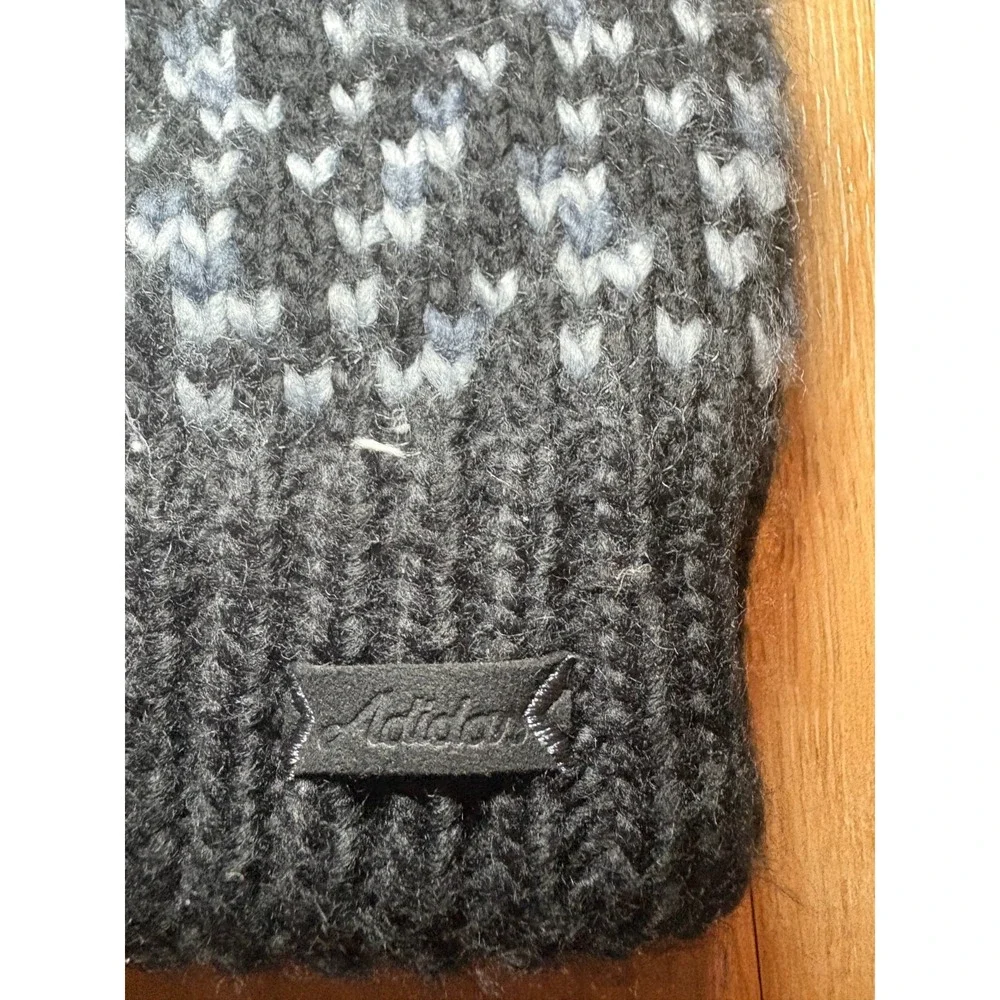 Adidas‎ Winter Beanie Hat Pom Top